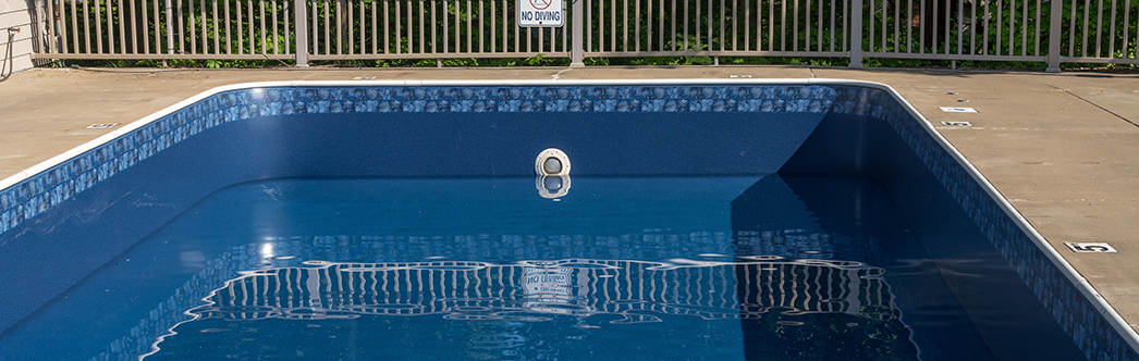 How do I know when it is time to replace the vinyl liner in my pool?